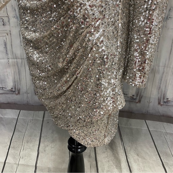 Alex Marie Gold Sequin Dress - Picture 11 of 16